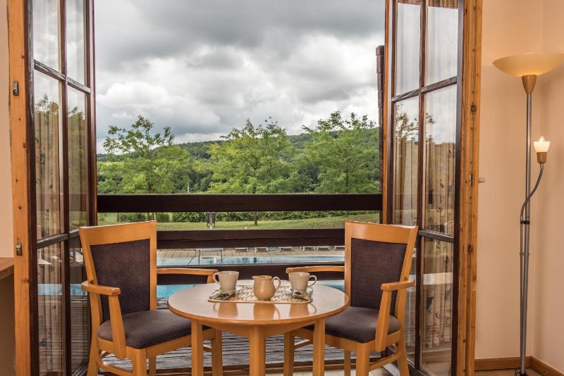 Standard Double Room image 4