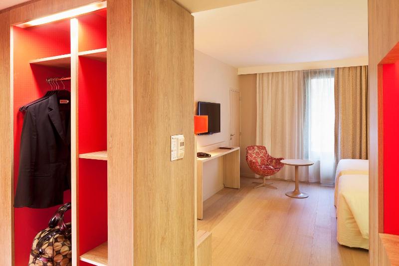 Hôtel & SPA Oceania L'Univers Tours - image 8