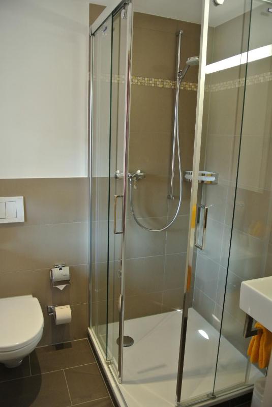 Classic Double or Twin Room image 2