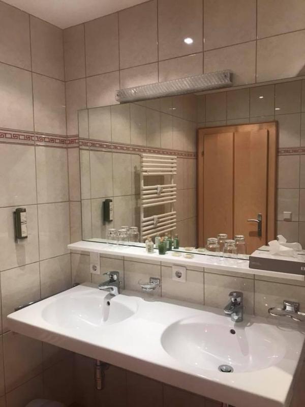 One-Bedroom Apartment image 1