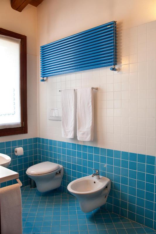 Double or Twin Room image 3