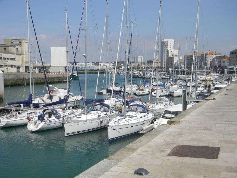 Hôtel SABLES D'O et son restaurant LE 16 BIS - image 2