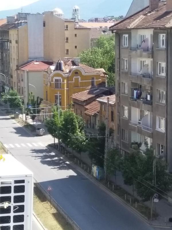 Apartment image 3