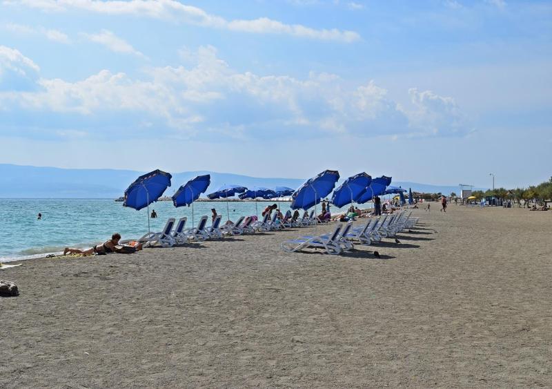 Beach Apartment Ivana - image 19