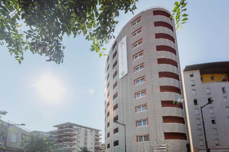 Appart-Hotel Mer & Golf City Perpignan Centre - image 10
