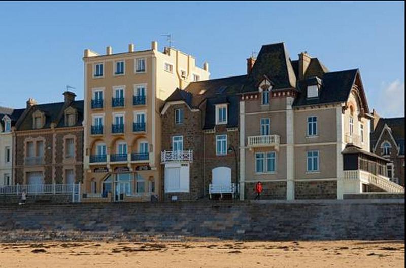 Les Ambassadeurs Logis Hotel sa crêperie et son rooftop - Saint Malo Plage - image 28