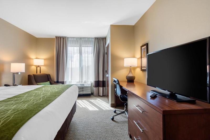 King Room - Non-Smoking image 2