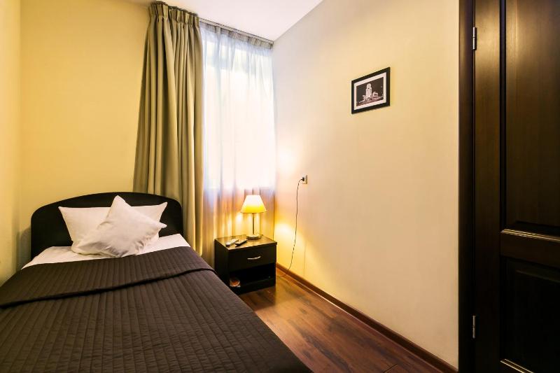 Economy Single Room image 2