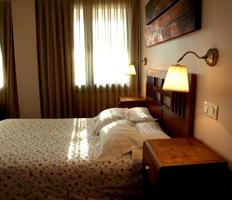 Double Room (exterior) image 3