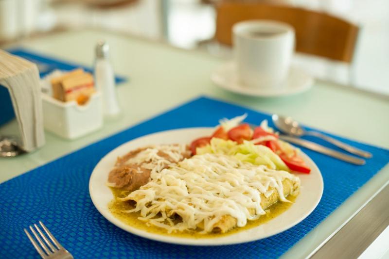 Best Western Centro Monterrey - image 12