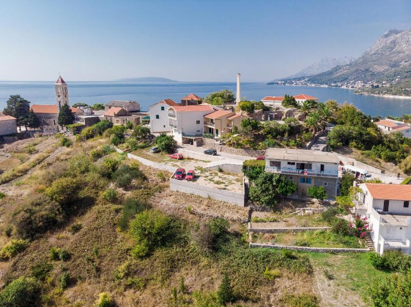Studio with Balcony and Sea View image 3