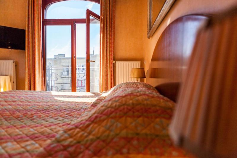 Balcony Double or Twin Room image 2