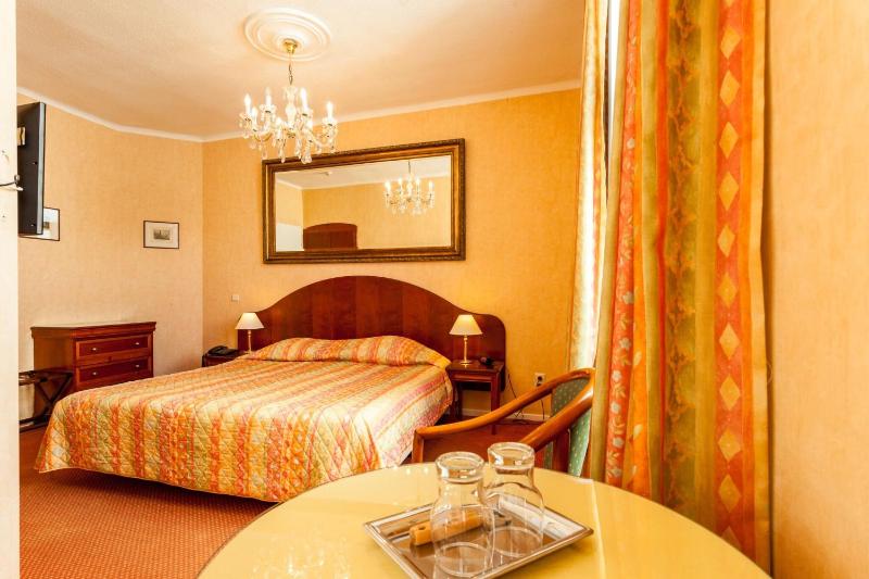 Double or Twin Room Courtyard image 2