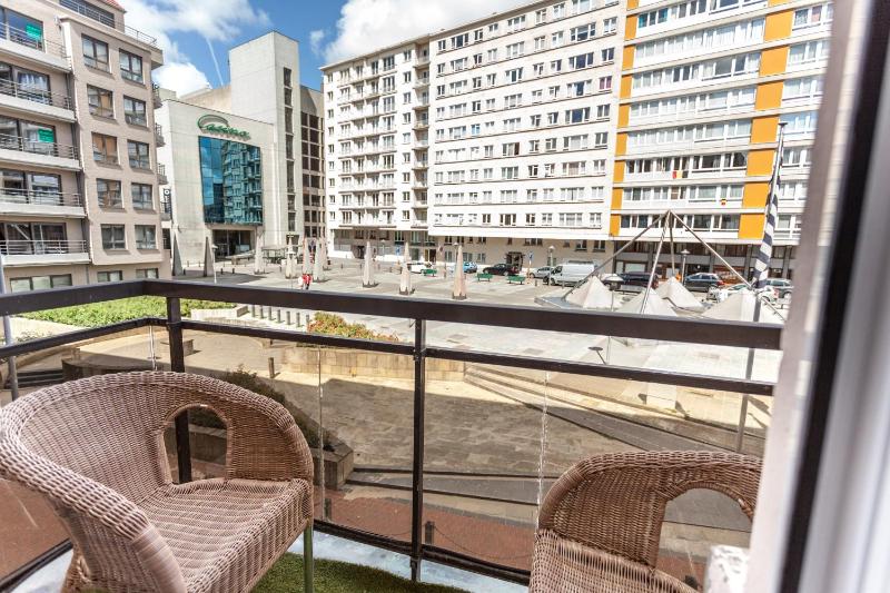 Double Room with Sea View image 2