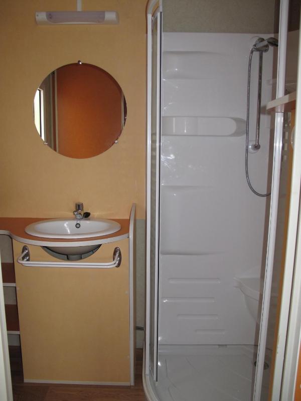 Two-Bedroom Bungalow (5 Adults) image 4