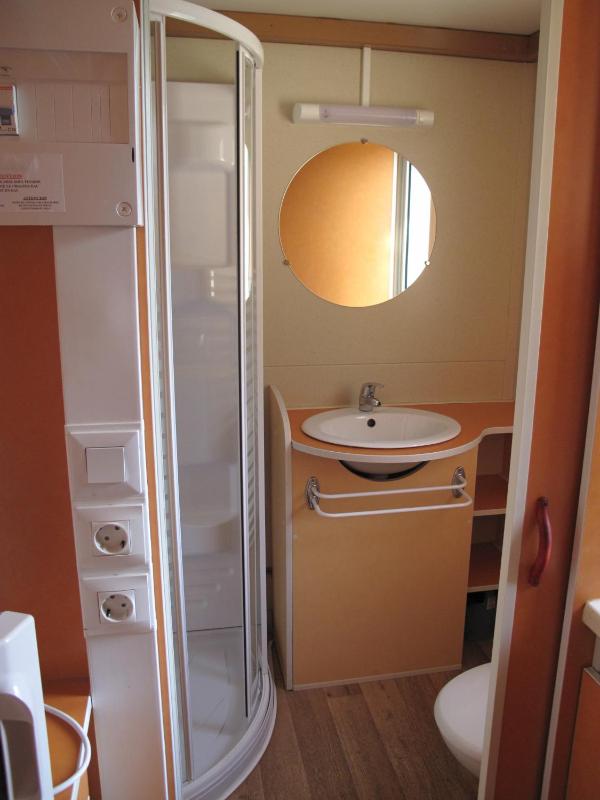 Bungalow (2 Adults) image 1