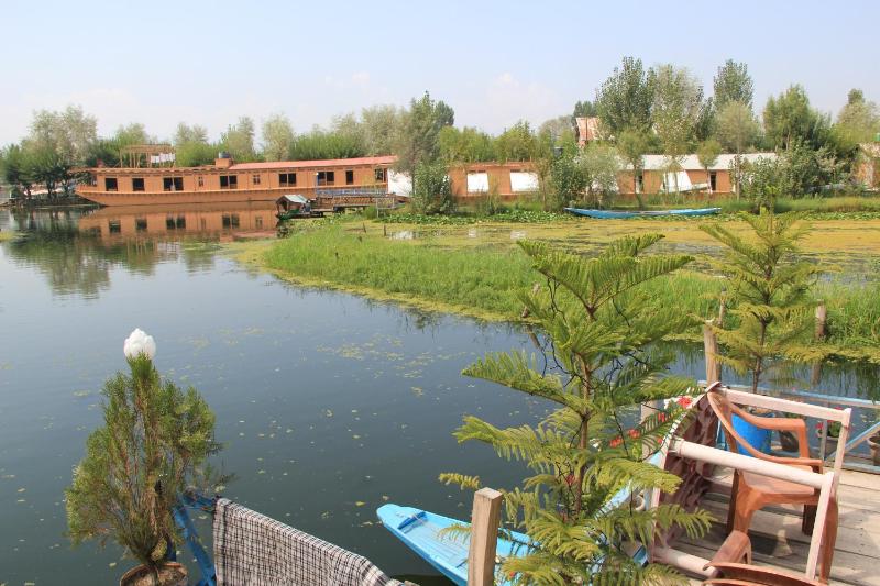 Umbrella group of House Boat - image 16