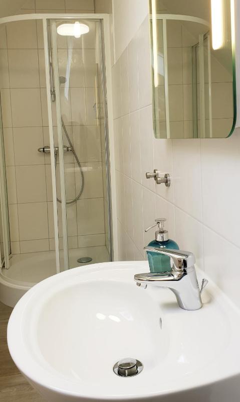 Hotel Schweizerhaus - image 21