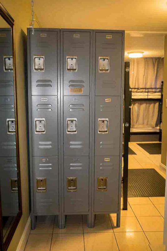 Single Bed in 10-Bed Dormitory Room image 3