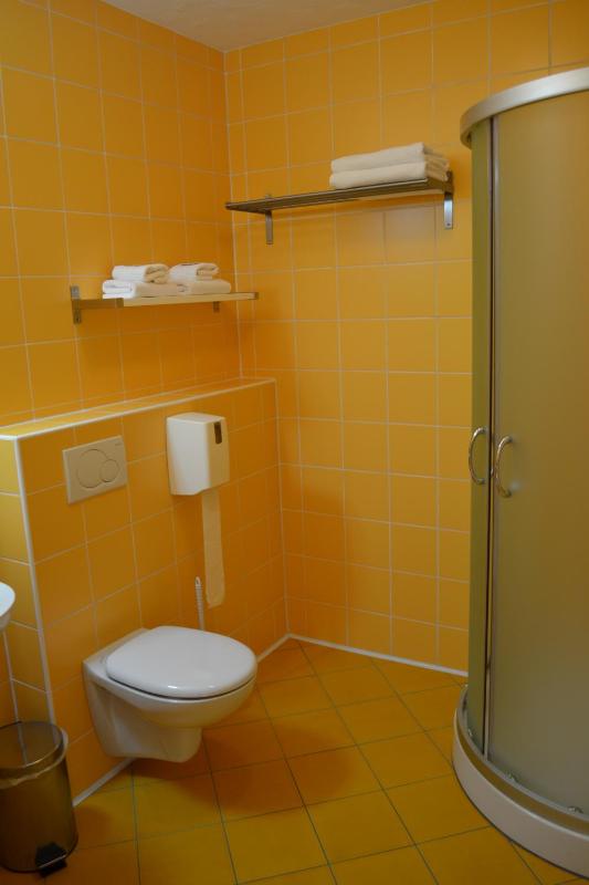 Double Room image 4