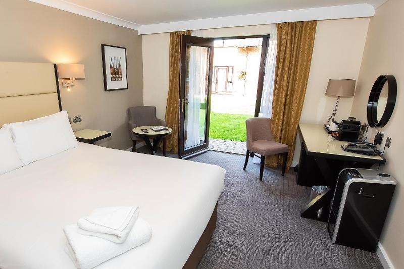 Superior Double Room image 1