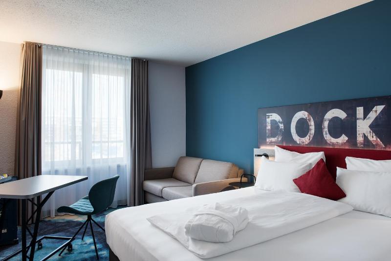 Privilege King Room, quiet location, Minibar ALLin image 2
