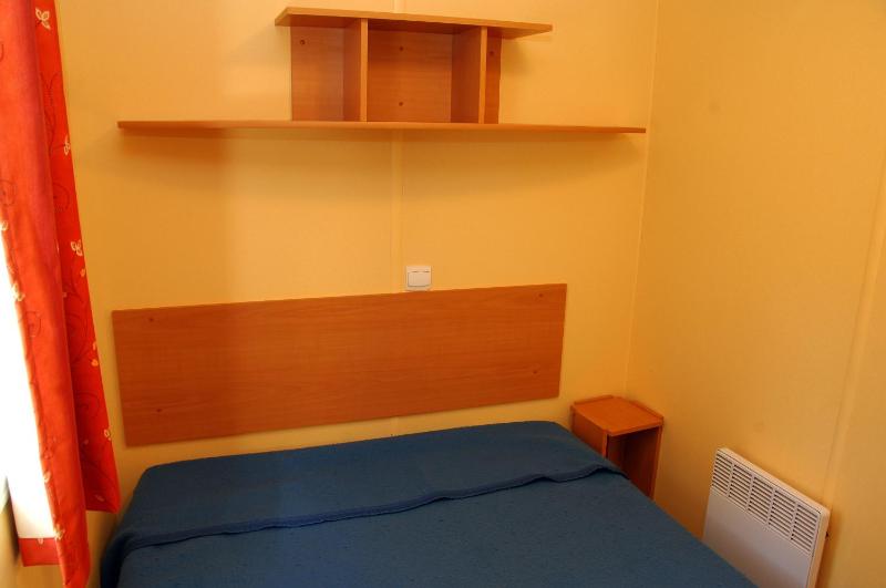 Mobile Home (2 Adults) image 4