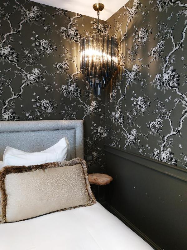 Quadruple Room image 3