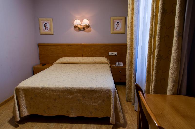 Double or Twin Room image 1