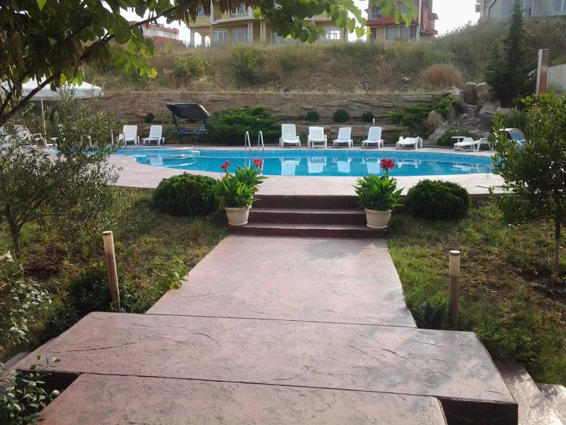 Villa Rouge - image 7