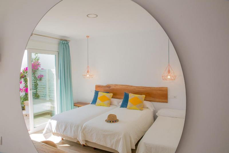 Superior Double Room with Private Terrace image 3