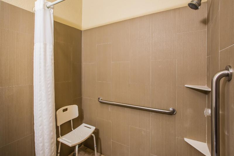 King Room - Mobility Access/Non-Smoking image 2