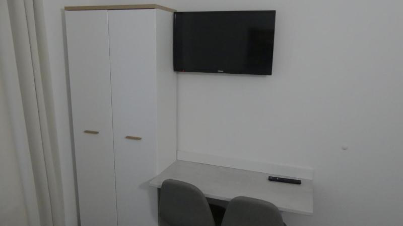 Triple Room with Bathroom image 4