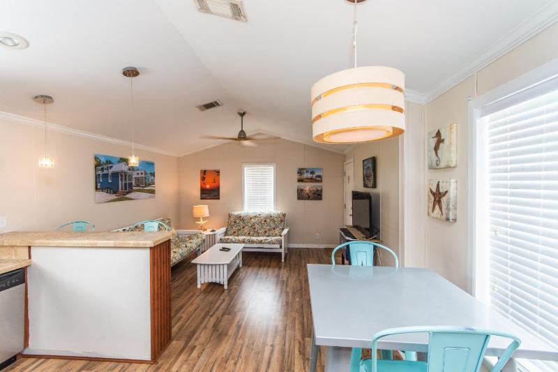 Tiny House Siesta - image 15