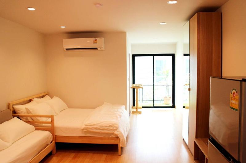 Live like a local in Ekkamai Images