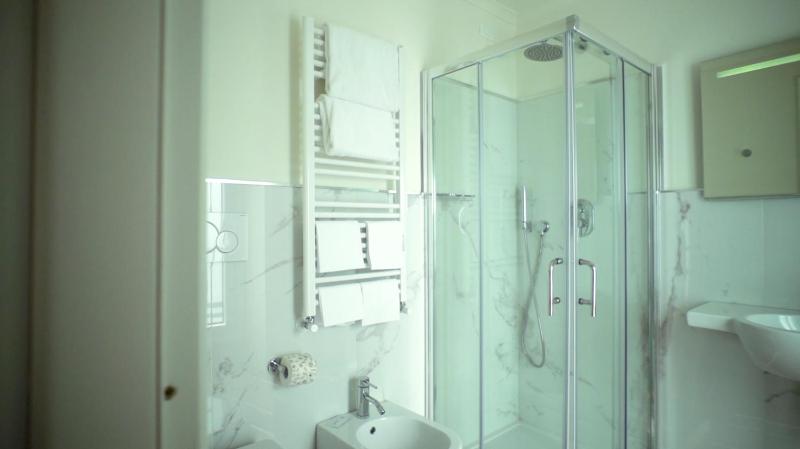 Superior Queen Room image 2