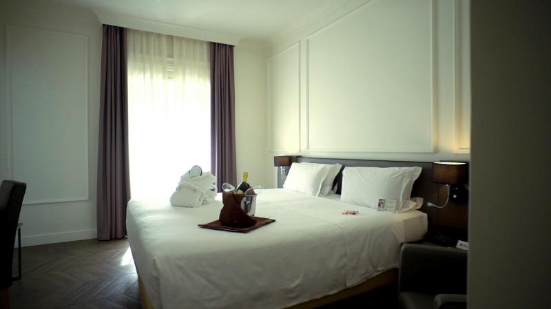 Superior Queen Room image 4