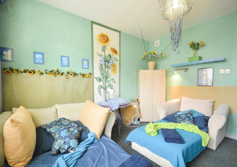 Quadruple Room image 2