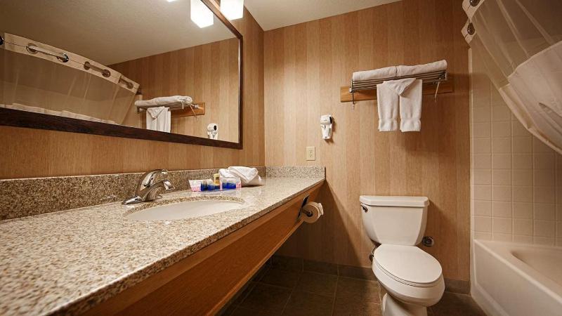 Executive King Suite - Non-Smoking image 2
