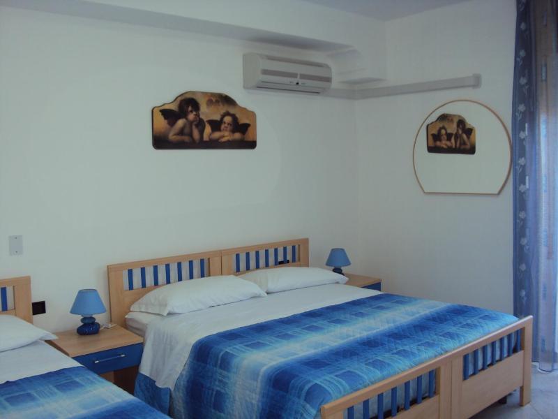 Triple Room with Balcony image 1