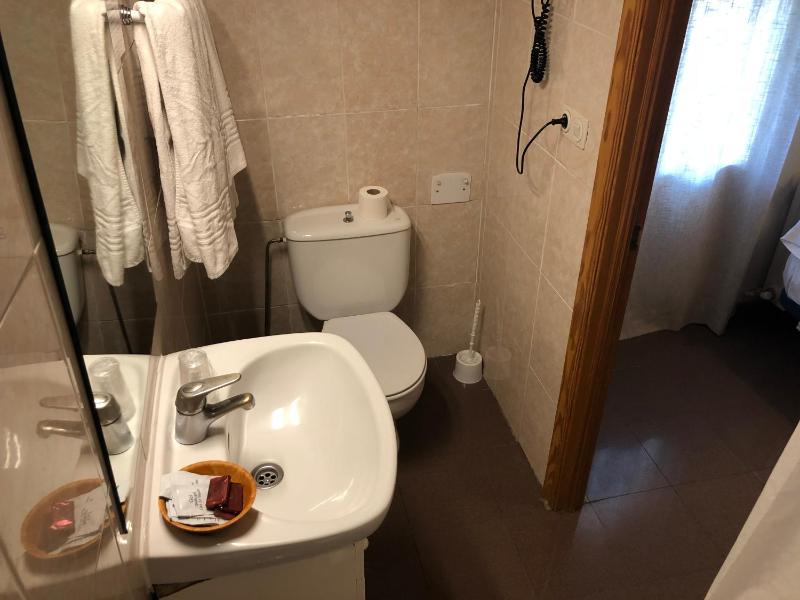 Triple Room image 2