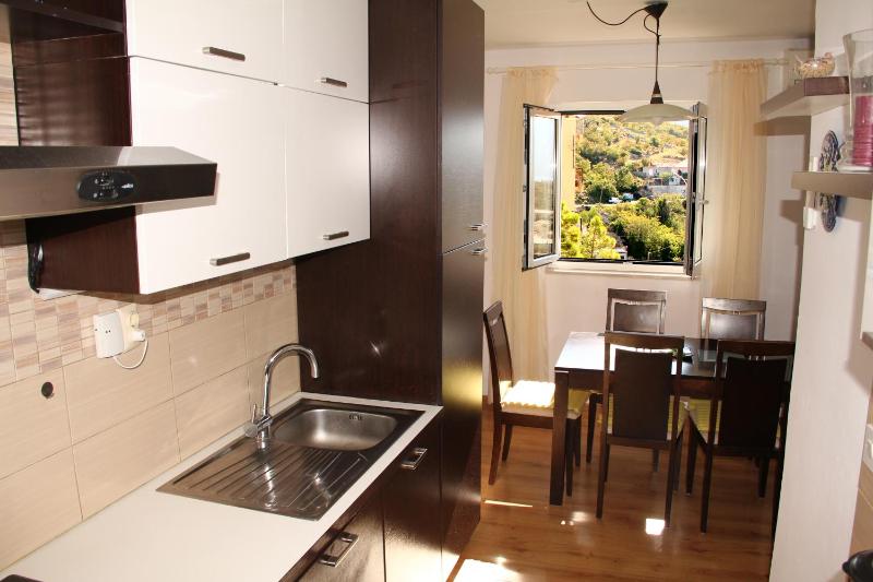 Apartment Mira - image 18