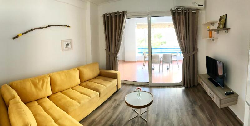 Apartment with Balcony and Side Beach View image 1