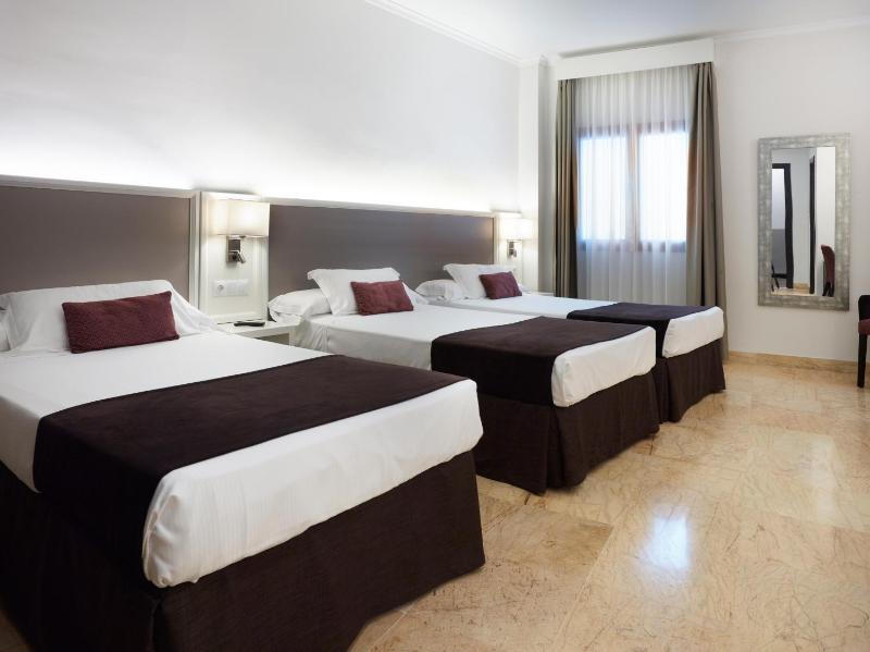 Hotel Maestranza - image 35