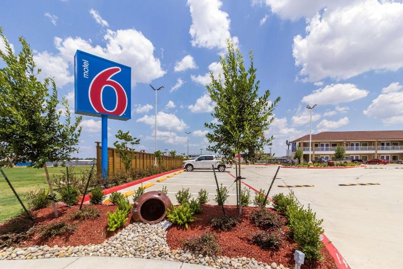 Motel 6-Houston TX - North - image 22