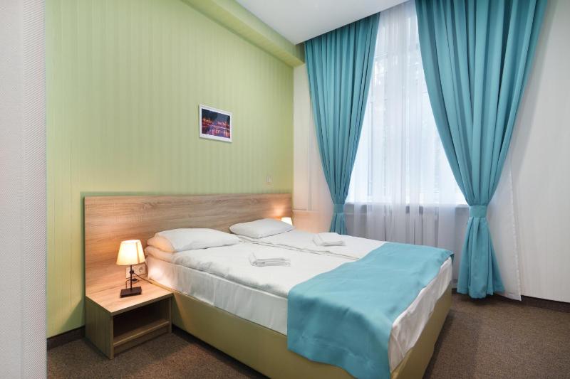 Standard Double Room image 1