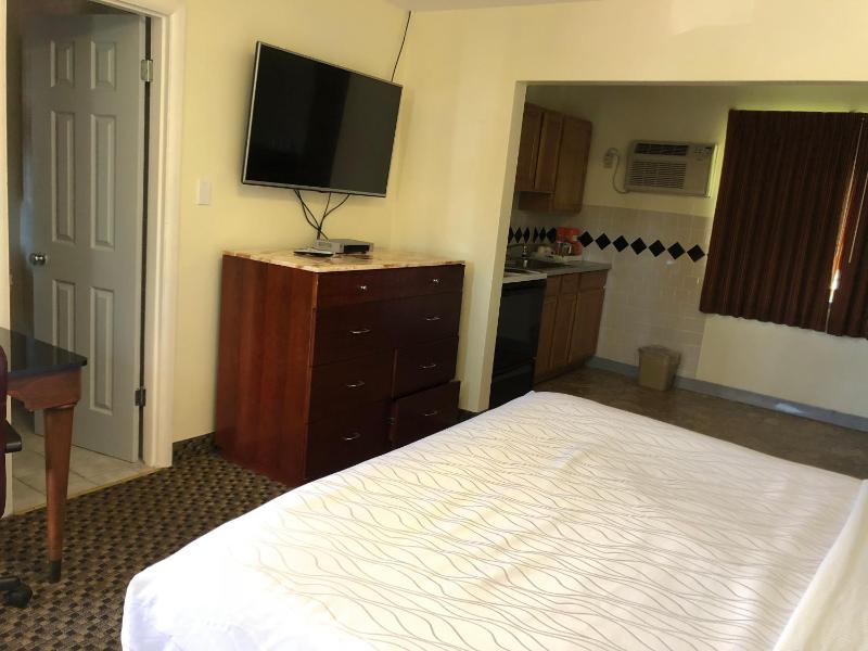 Monticello Motel - image 26