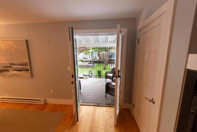 One-Bedroom Suite image 3