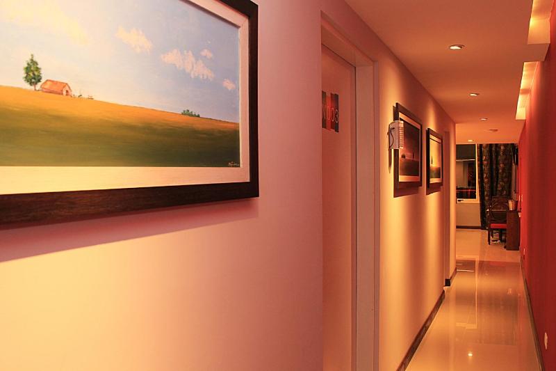 1412 Hotel Boutique - image 13