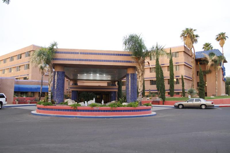 Ramada by Wyndham Viscount Suites Tucson East - image 31